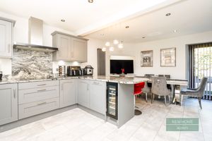 Photo 33- click for photo gallery